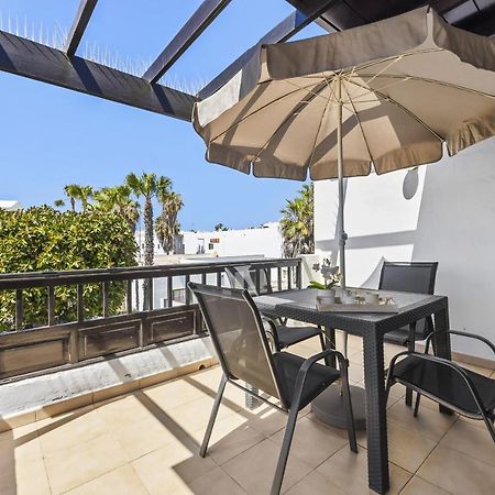 Casahost Bastian Boutique II Seaview Apartment Costa Teguise Bagian luar foto