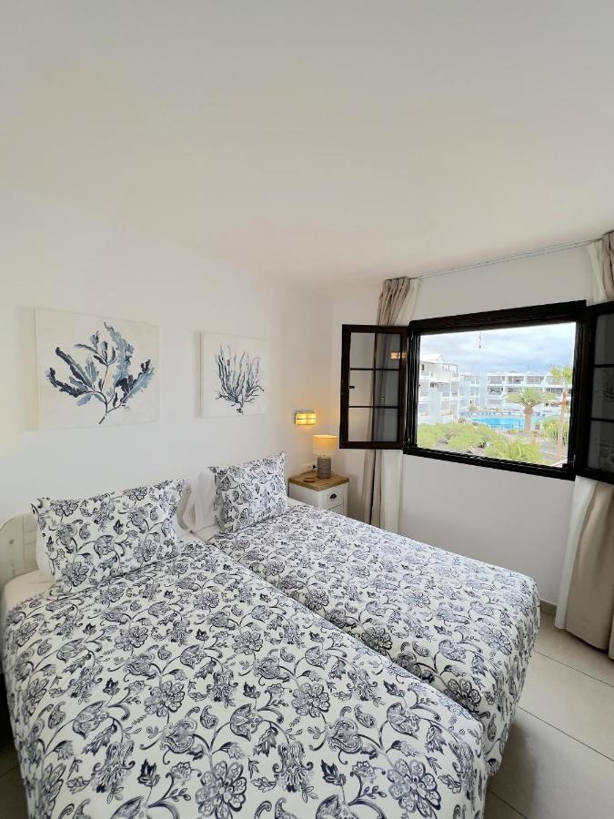 Casahost Bastian Boutique II Seaview Apartment Costa Teguise Bagian luar foto