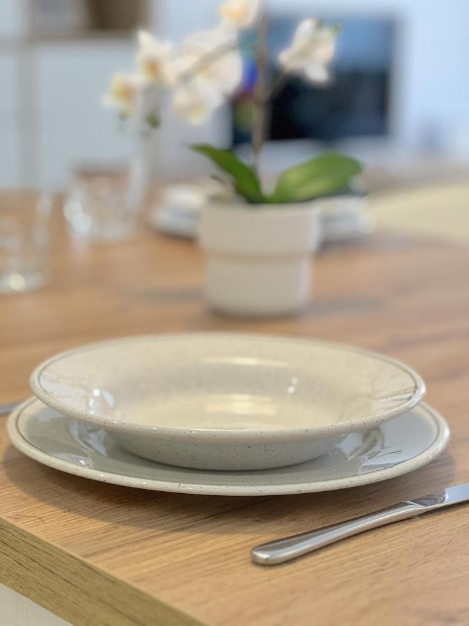 Casahost Bastian Boutique II Seaview Apartment Costa Teguise Bagian luar foto