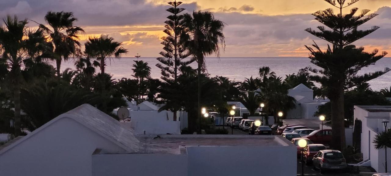 Casahost Bastian Boutique II Seaview Apartment Costa Teguise Bagian luar foto